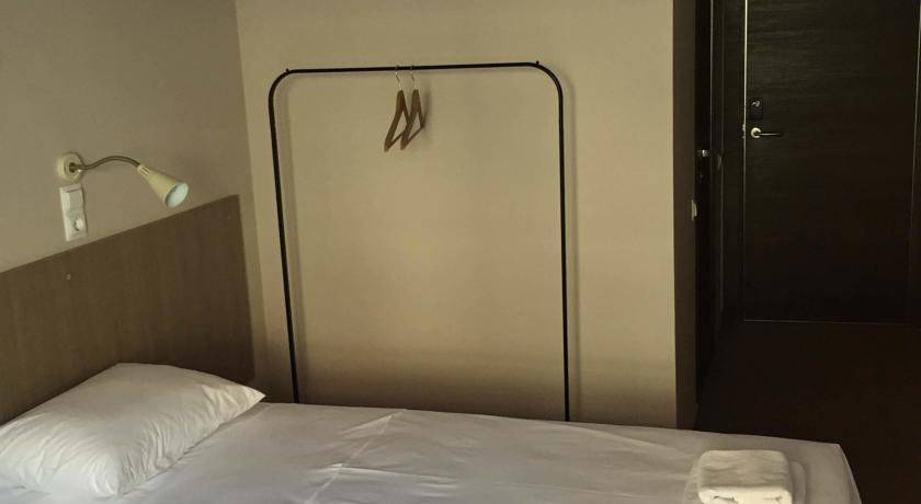 Двухместный номер с 2 отдельными кроватями и собственной ванной комнатой